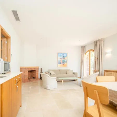 Relais Du Vieux Sauvaire * Le Lavandou