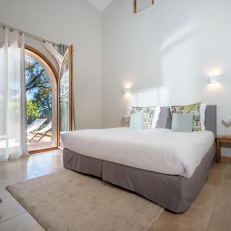 בית נופש Relais Du Vieux Sauvaire