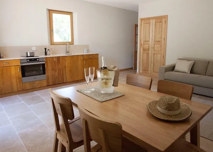 Relais Du Vieux Sauvaire Будинок відпочинку Ле-Лаванду