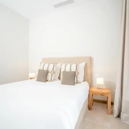 Relais Du Vieux Sauvaire * Ле-Лаванду