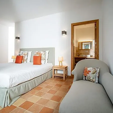 Relais Du Vieux Sauvaire Ле-Лаванду