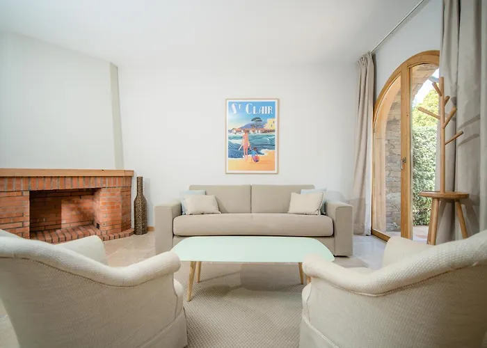 Relais Du Vieux Sauvaire Nyaraló Le Lavandou