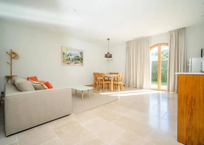 Relais Du Vieux Sauvaire * Le Lavandou