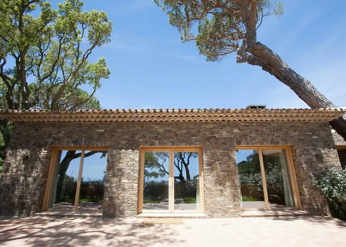 Relais Du Vieux Sauvaire Nyaraló